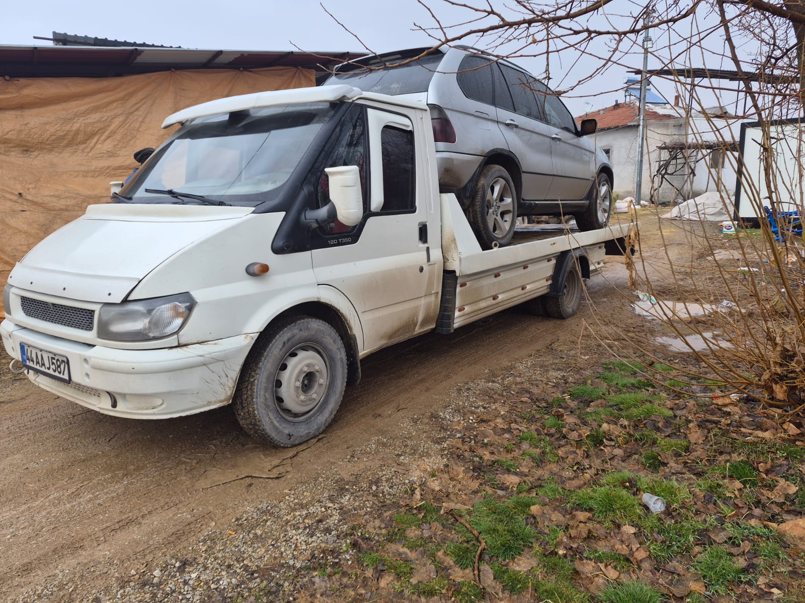 En Yakın Çekici Oto Kurtarma Hizmeti